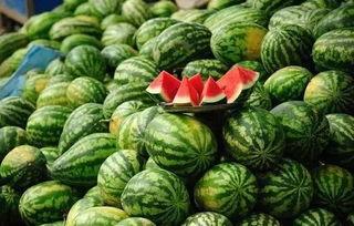 地王吃瓜,揭秘房地产市场的另类现象