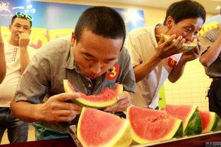 职业比赛吃瓜,揭秘职业比赛中的“吃瓜”现象